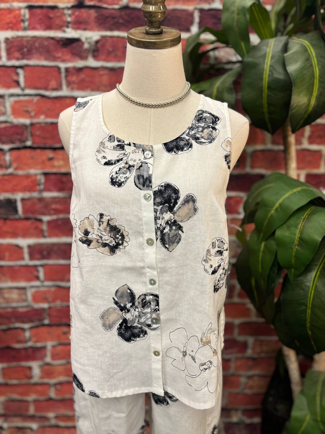 Habitat - Women's Neutral Bloom Linen Tank Top