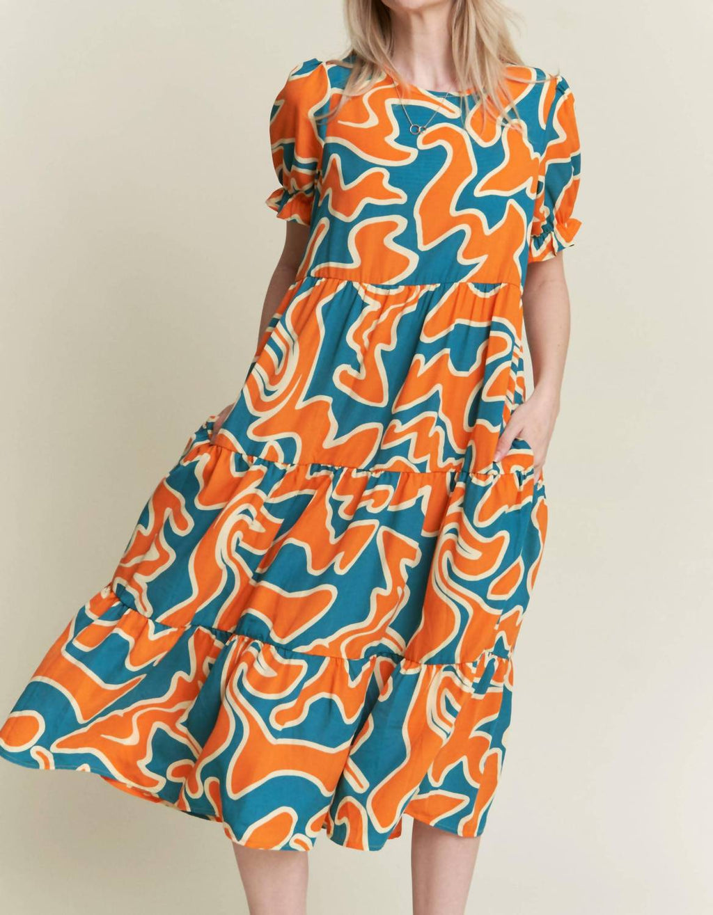 Jade By Jane - Beautiful Chaos Tiered Short Sleeve A-line Midi Dress