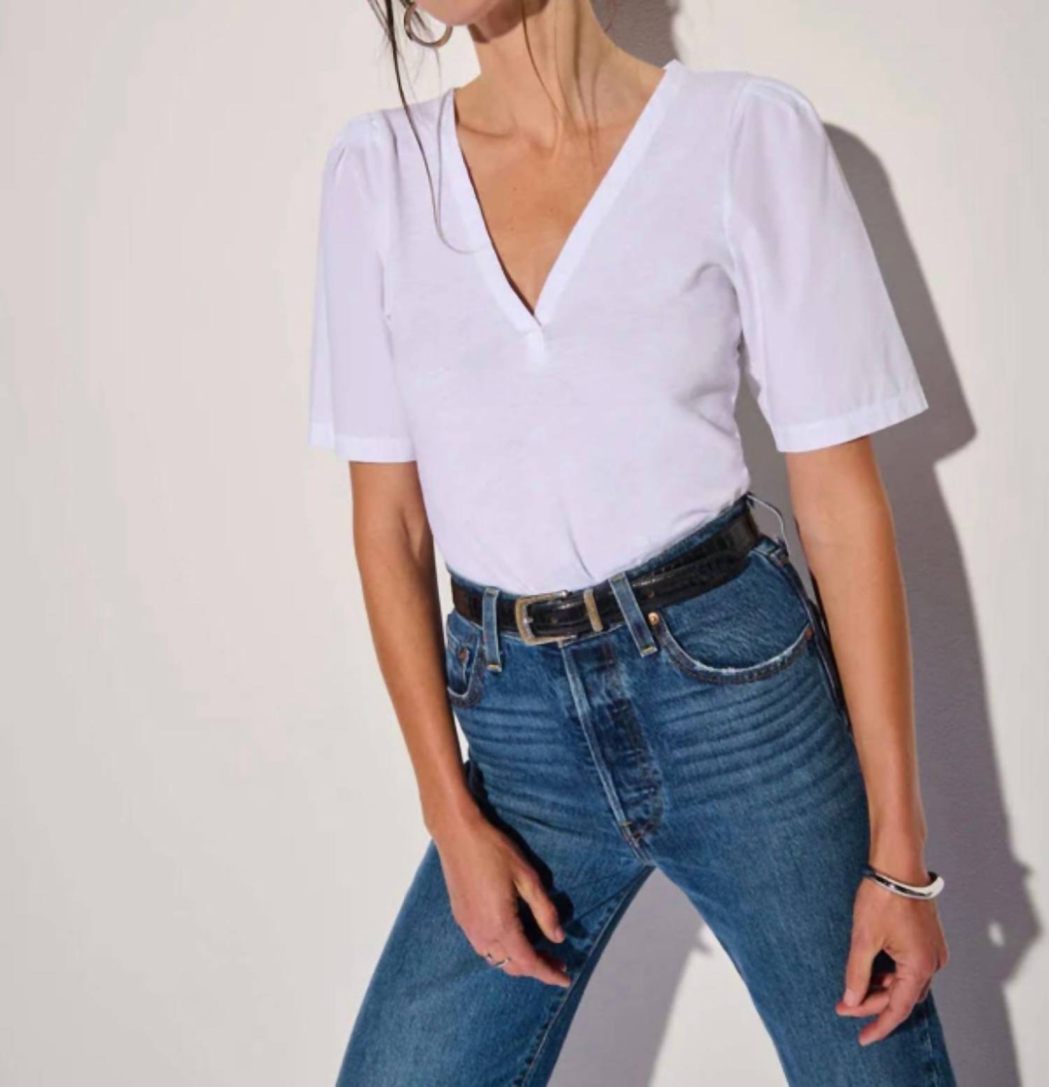 Nation Ltd - Joelene V Neck Short Sleeve Top