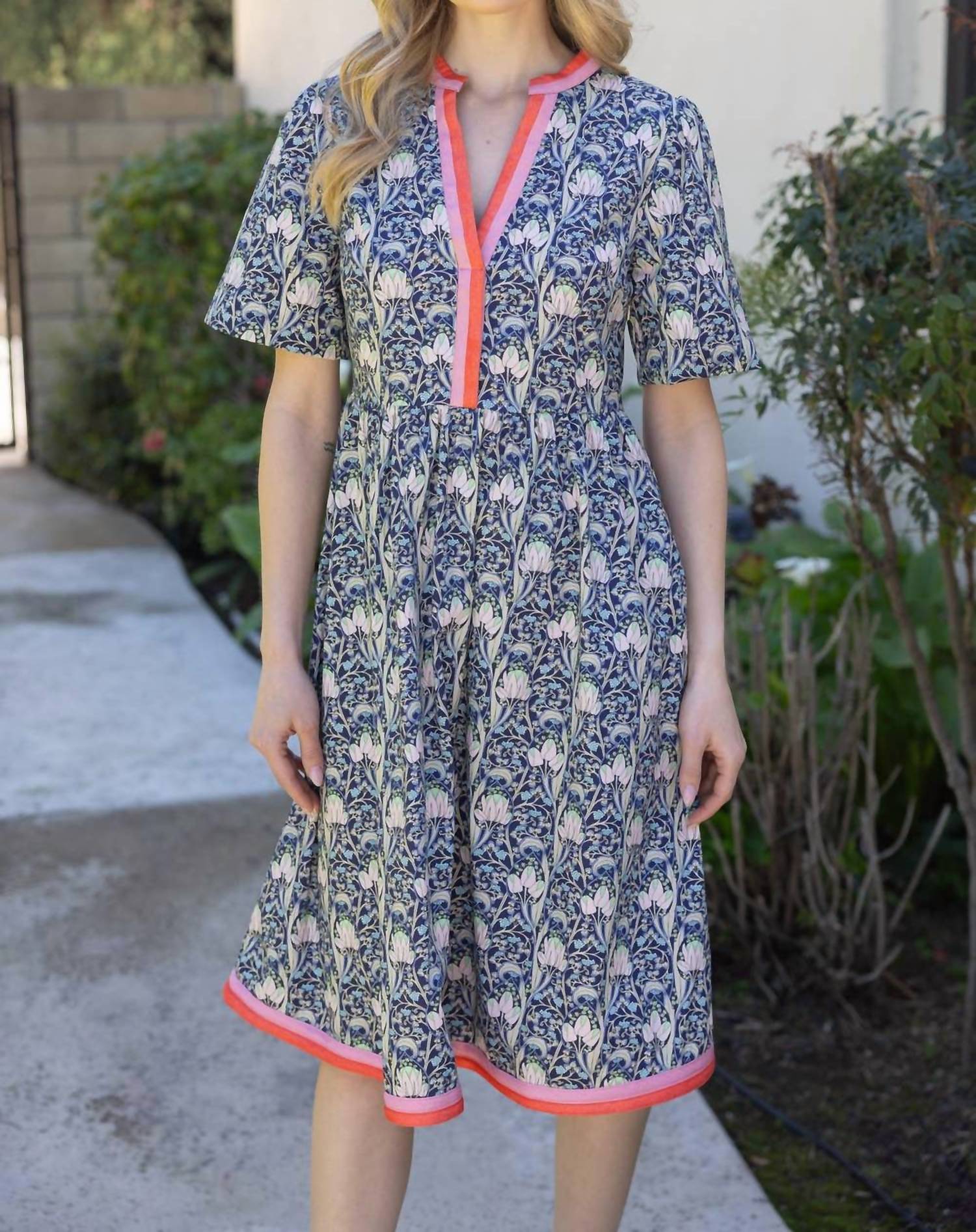 Voy - Vintage Midi Dress