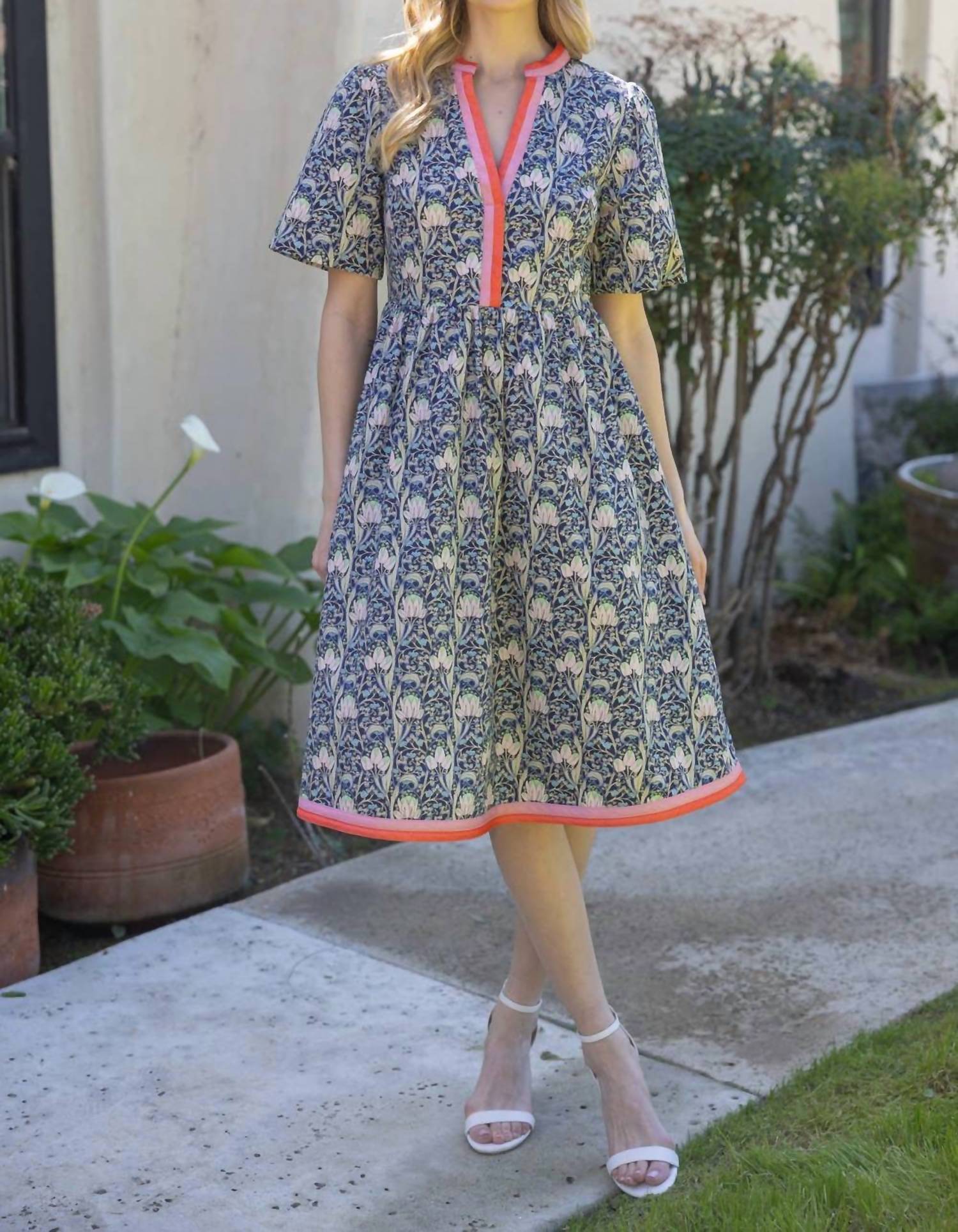 Voy - Vintage Midi Dress
